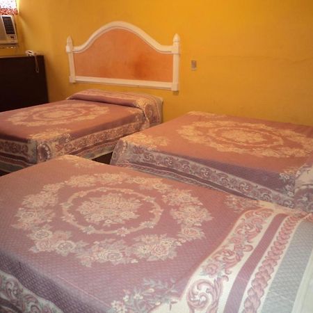 לוס מוצ'יס Hotel Del Valle מראה חיצוני תמונה